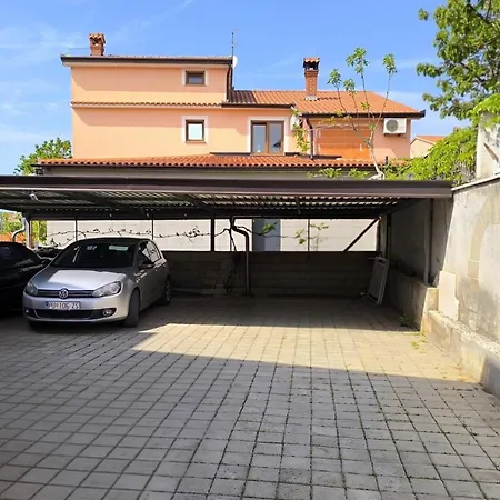 House With A Parking Space Rovinjsko Selo, Rovinj - 25560 Vikendica